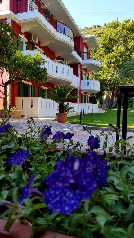 Oasis Exclusive Aparthotel Parga Buitenkant foto