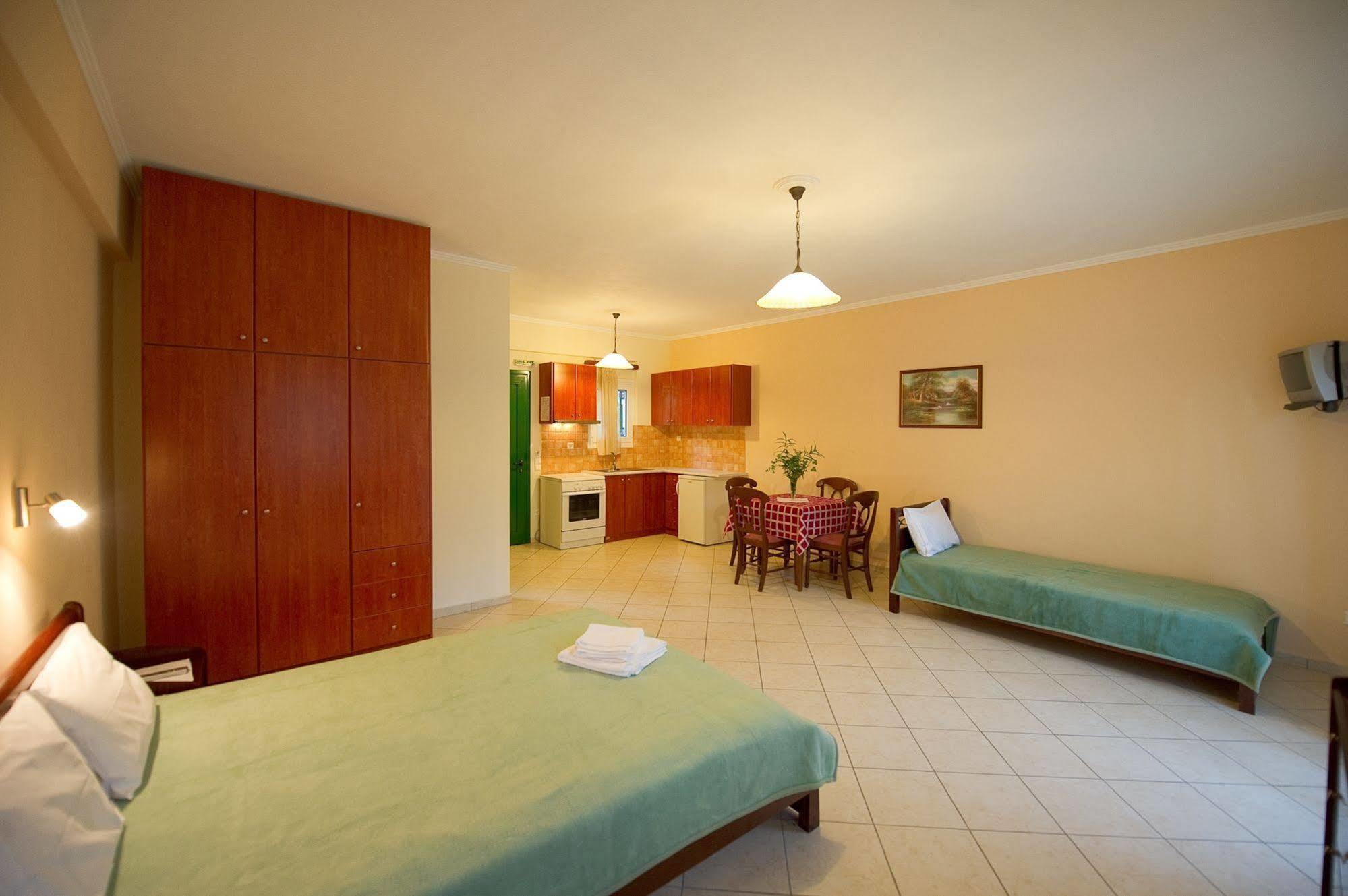 Oasis Exclusive Aparthotel Parga Buitenkant foto